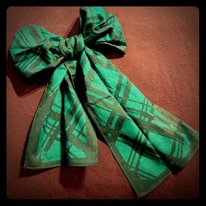 💚🖤Thirty One jade plaid scarf
